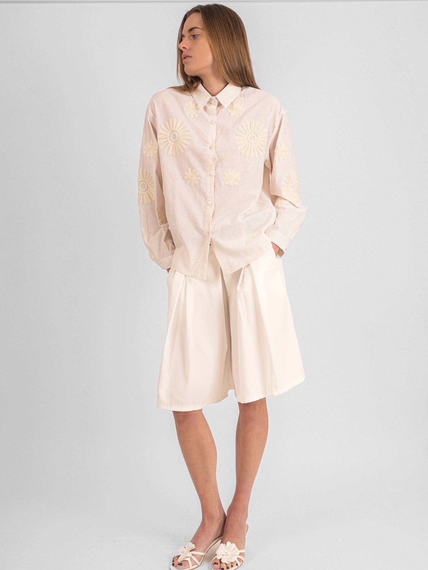 Chemise rayée à broderies fleuris - P3 PA