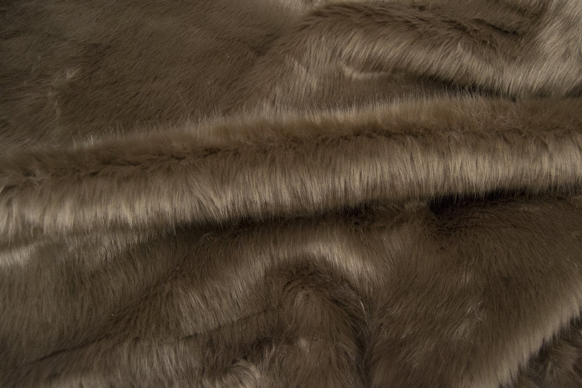 Manteau à fourrure Zendaya