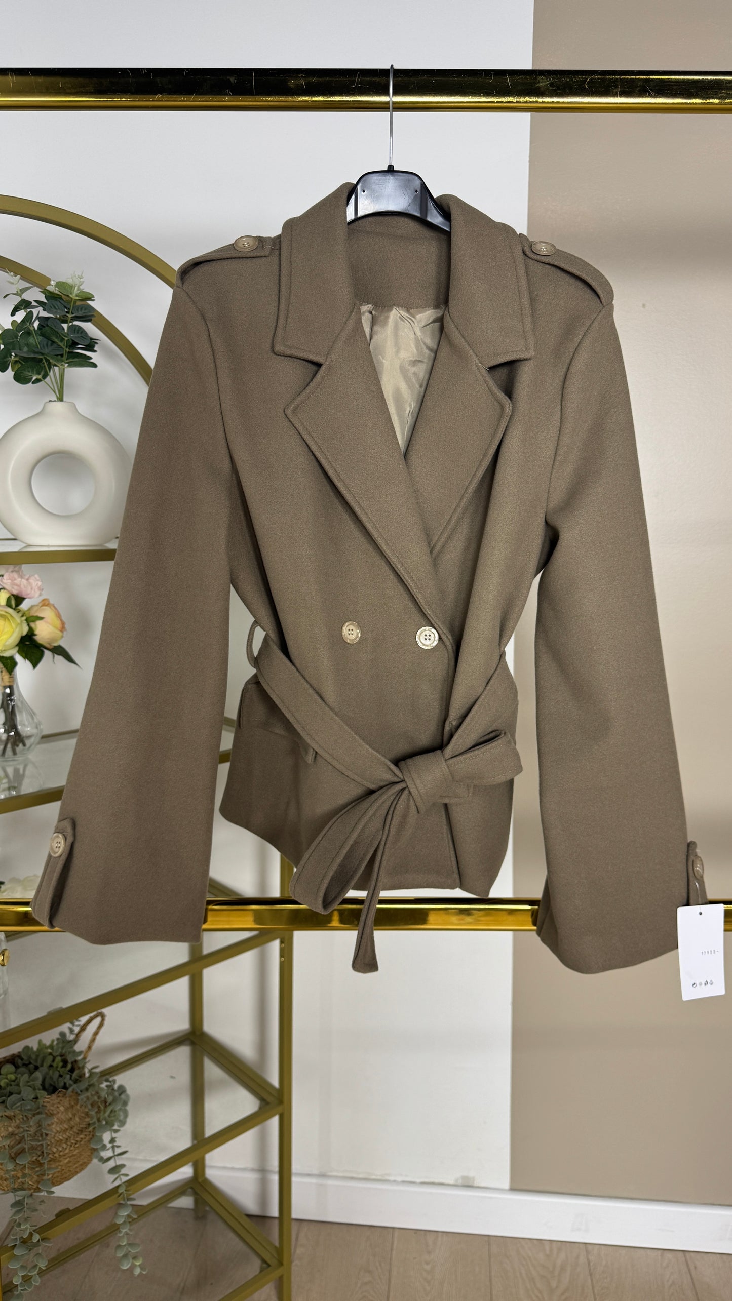 Trench court ONA avec boutons et ceinture