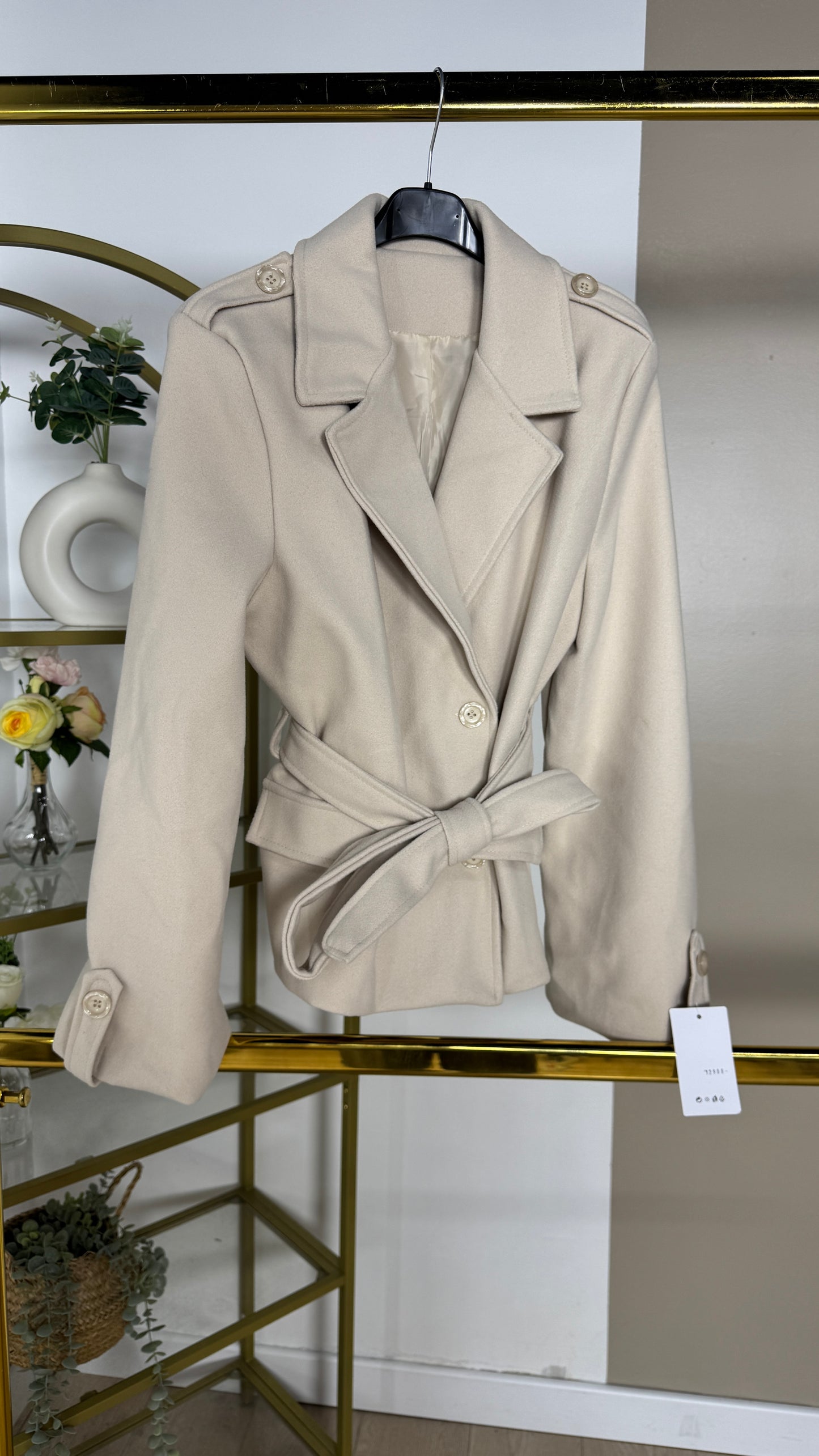 Trench court ONA avec boutons et ceinture