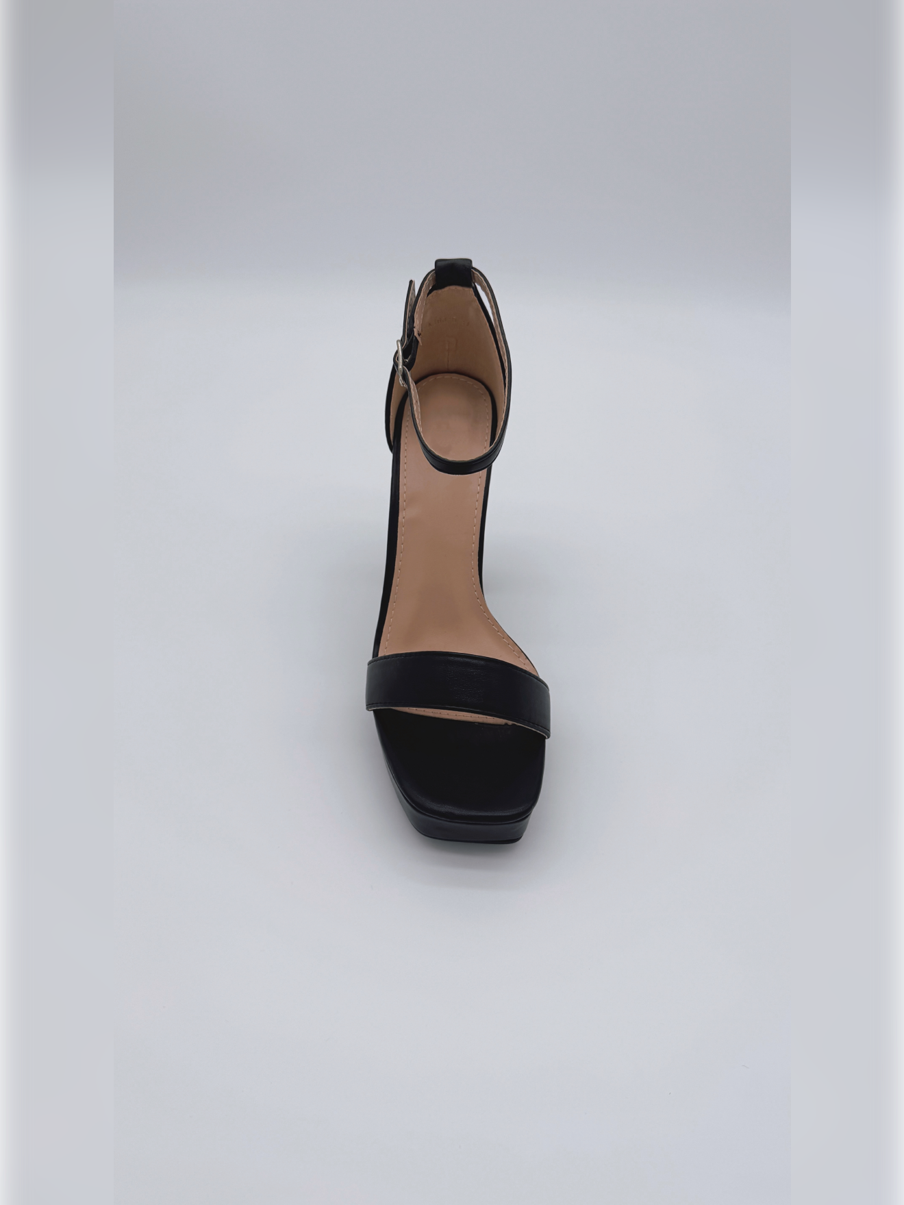 Sandales à talon haut