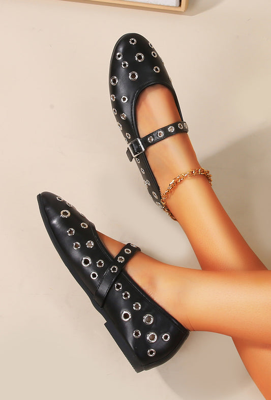 Ballerines à détails metalliques